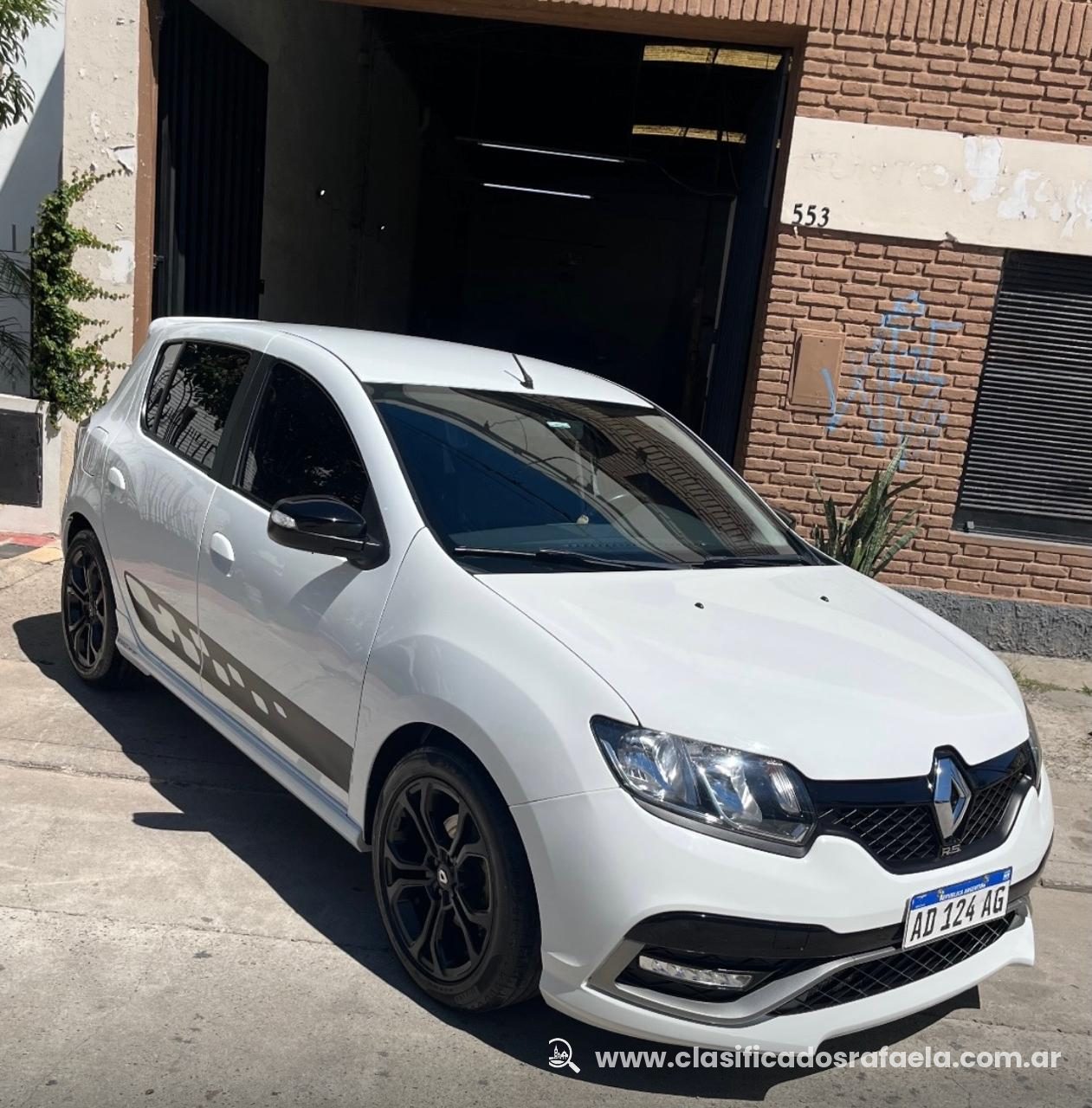Vendo Sandero RS en Vehículos - Rafaela