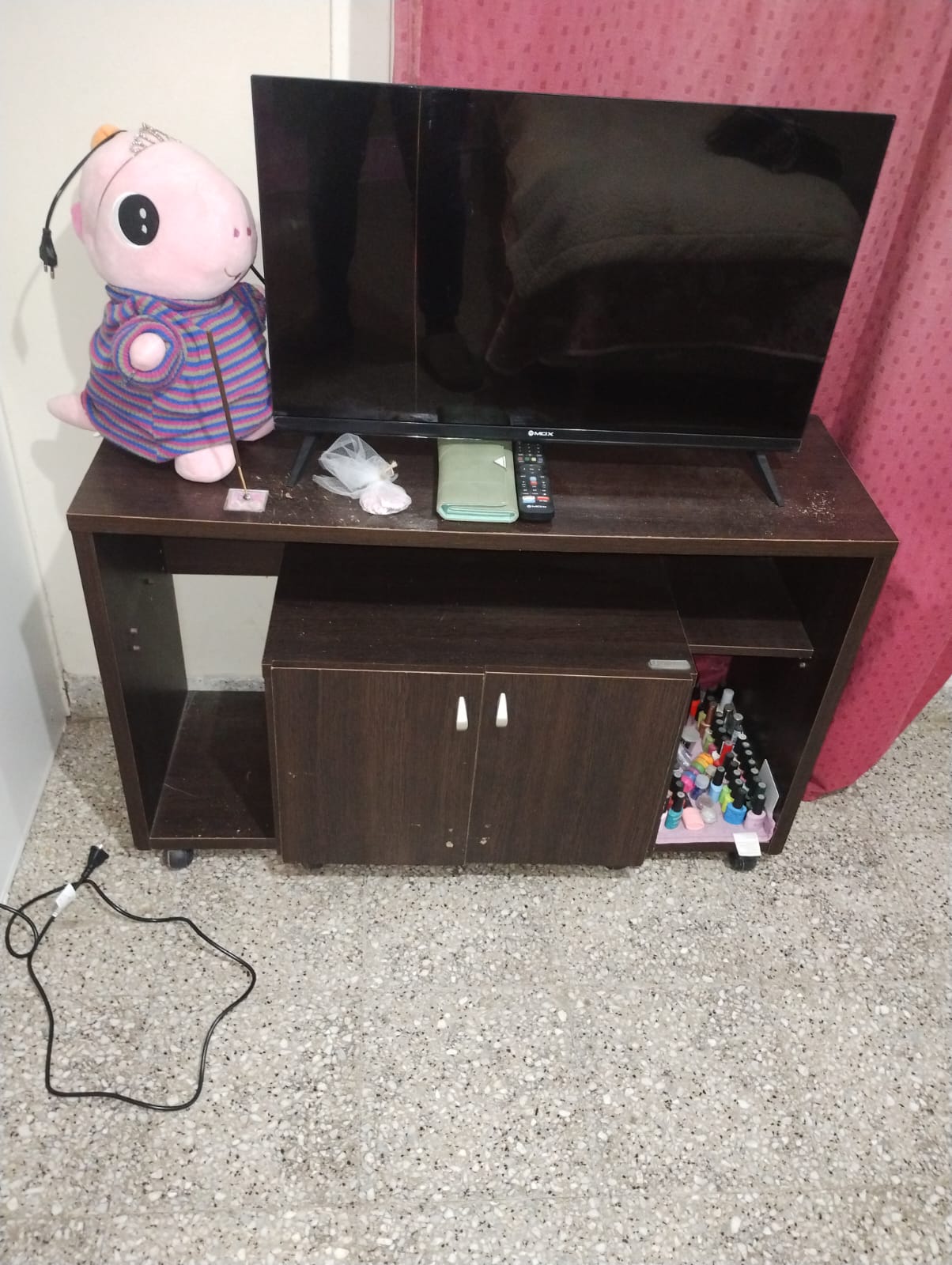 Mesa tv buen estado en Hogar y Jardín - Rafaela
