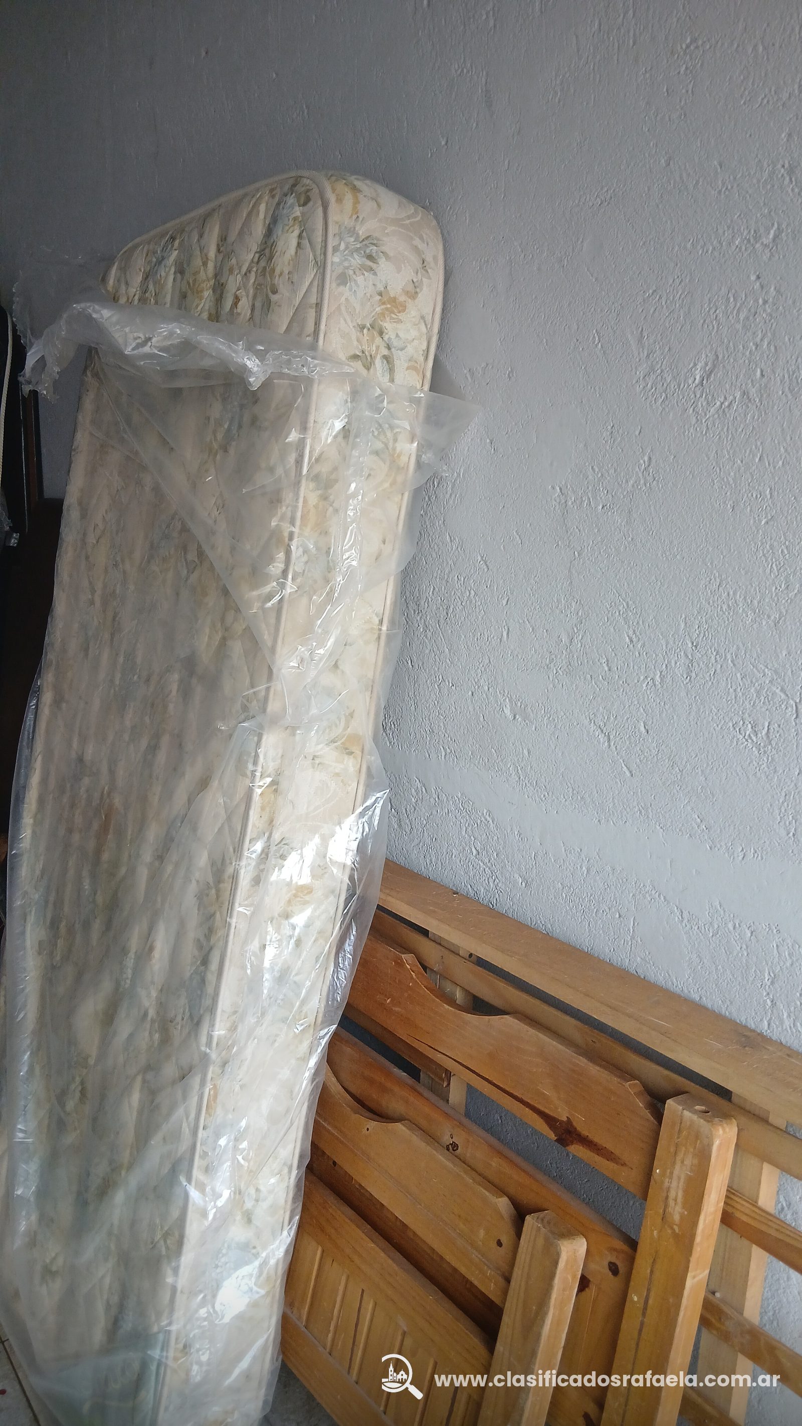 Cama y colchon 1 plaza en Compra/Venta - Rafaela