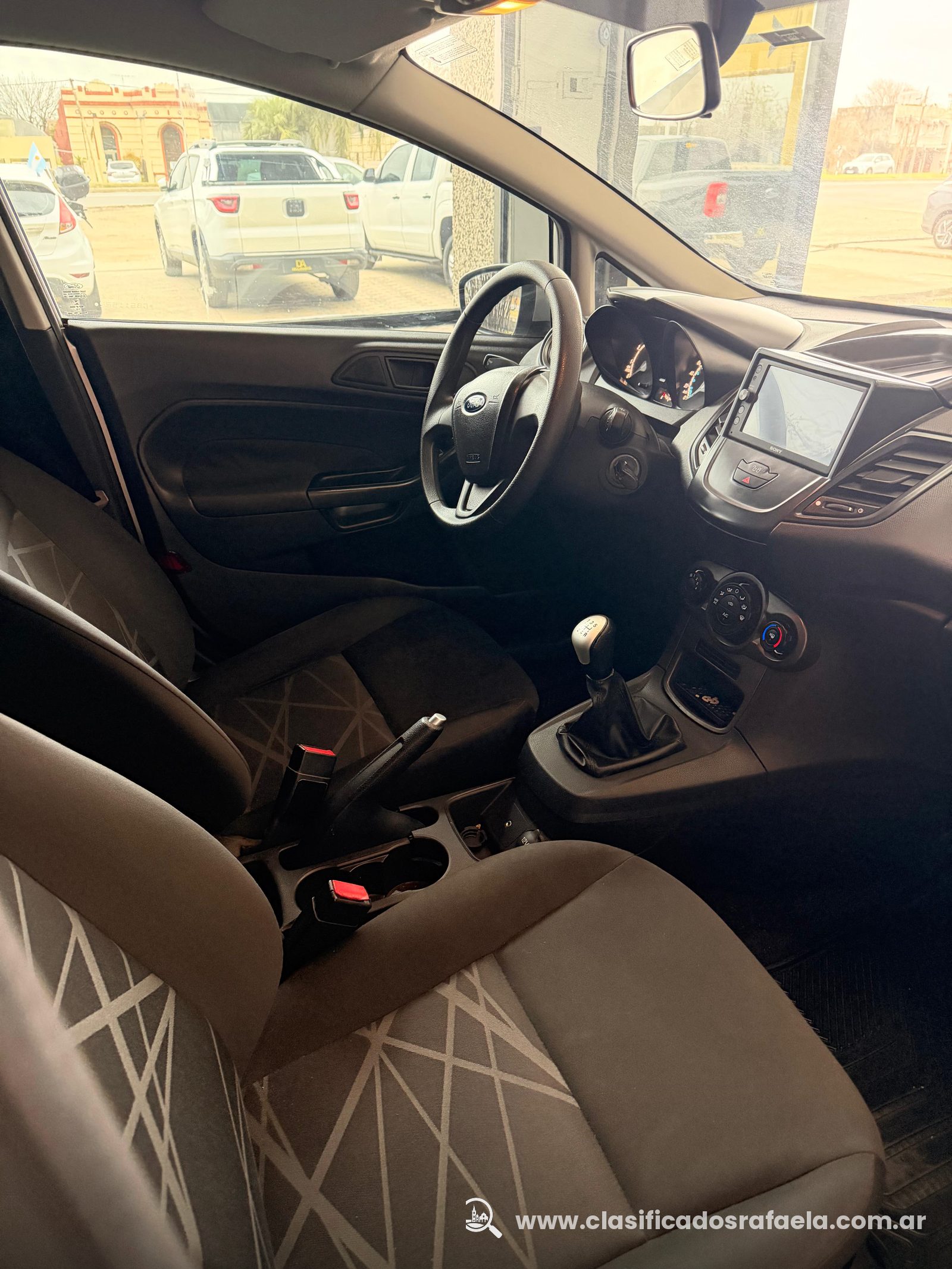 Foto 4 de Ford Fiesta 1.6 S 2016
