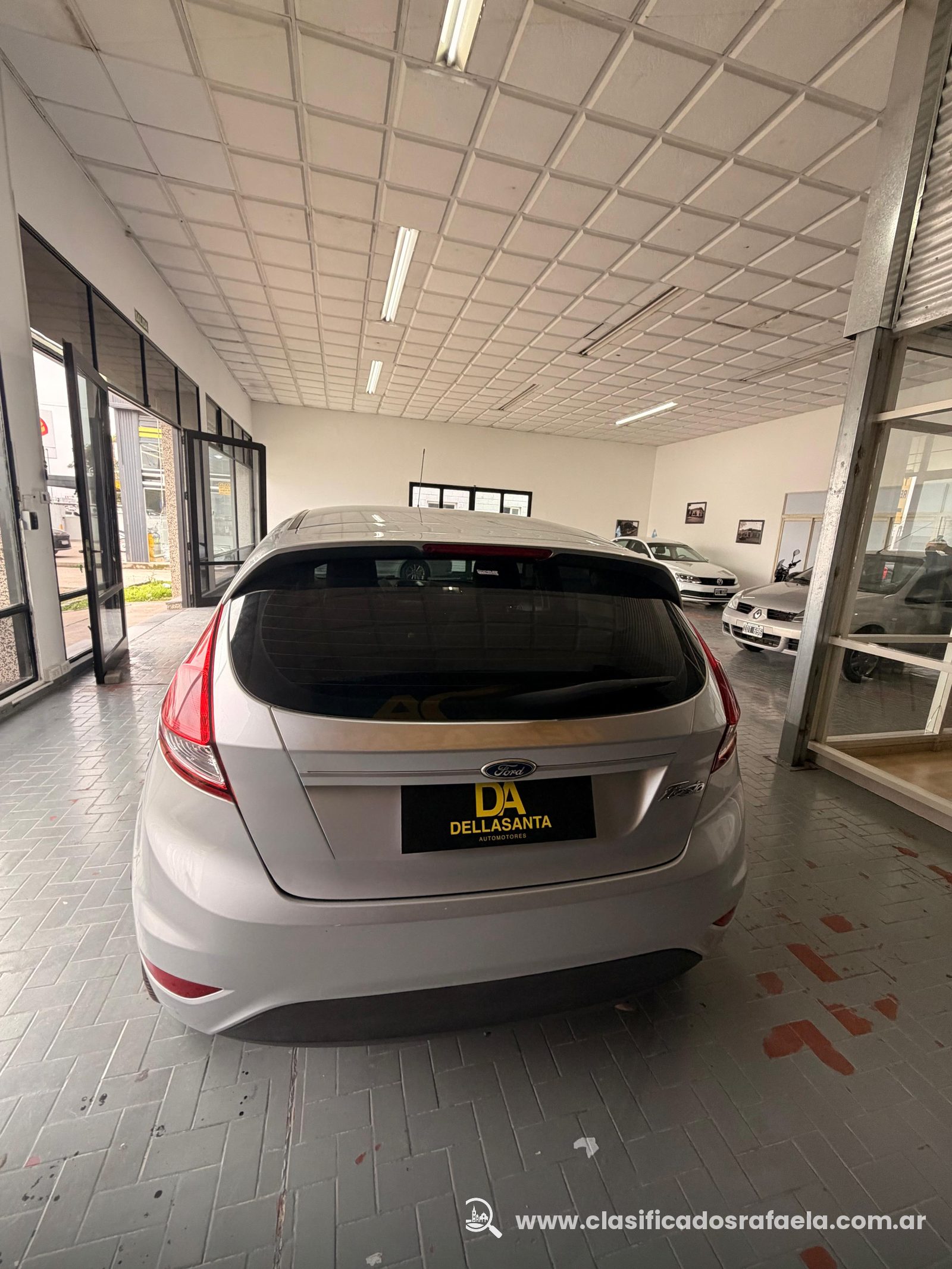 Foto 7 de Ford Fiesta 1.6 S 2016