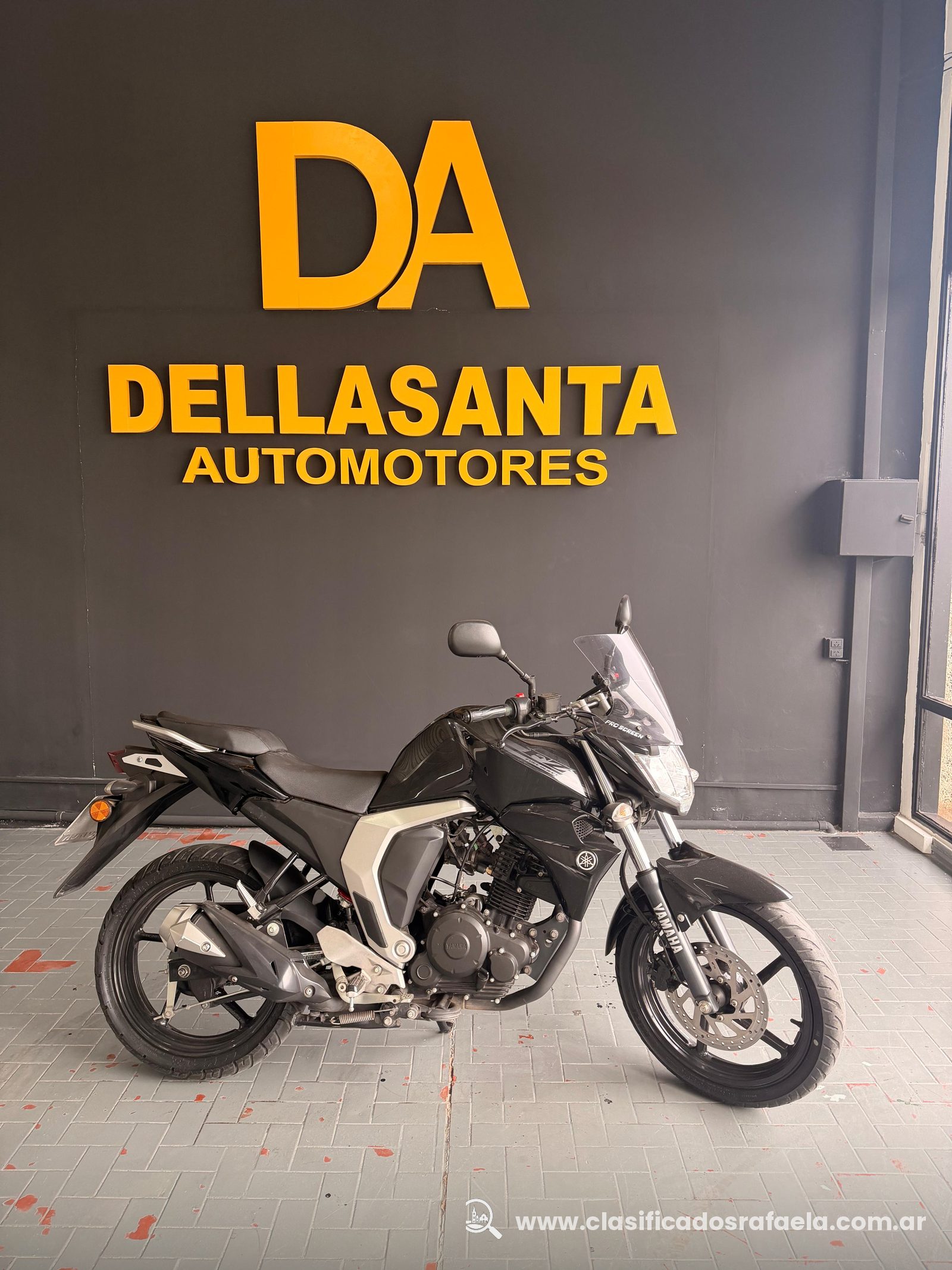 Yamaha FZ 150 en Vehículos - Rafaela